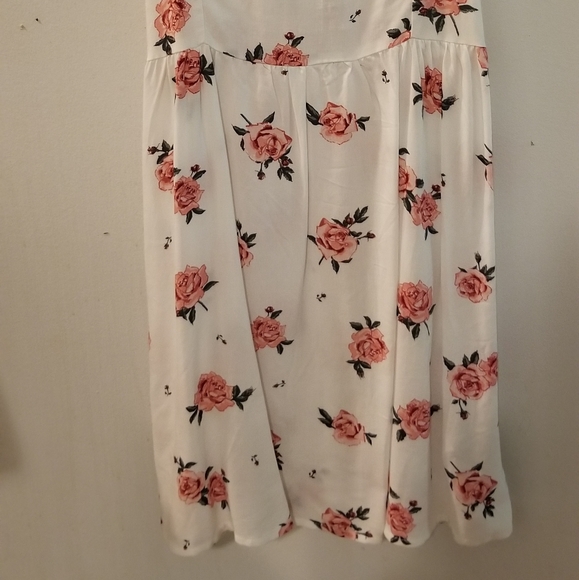 Brand New Dress, Divided Brand, White, Small- Medium⚘ - Picture 3 of 6